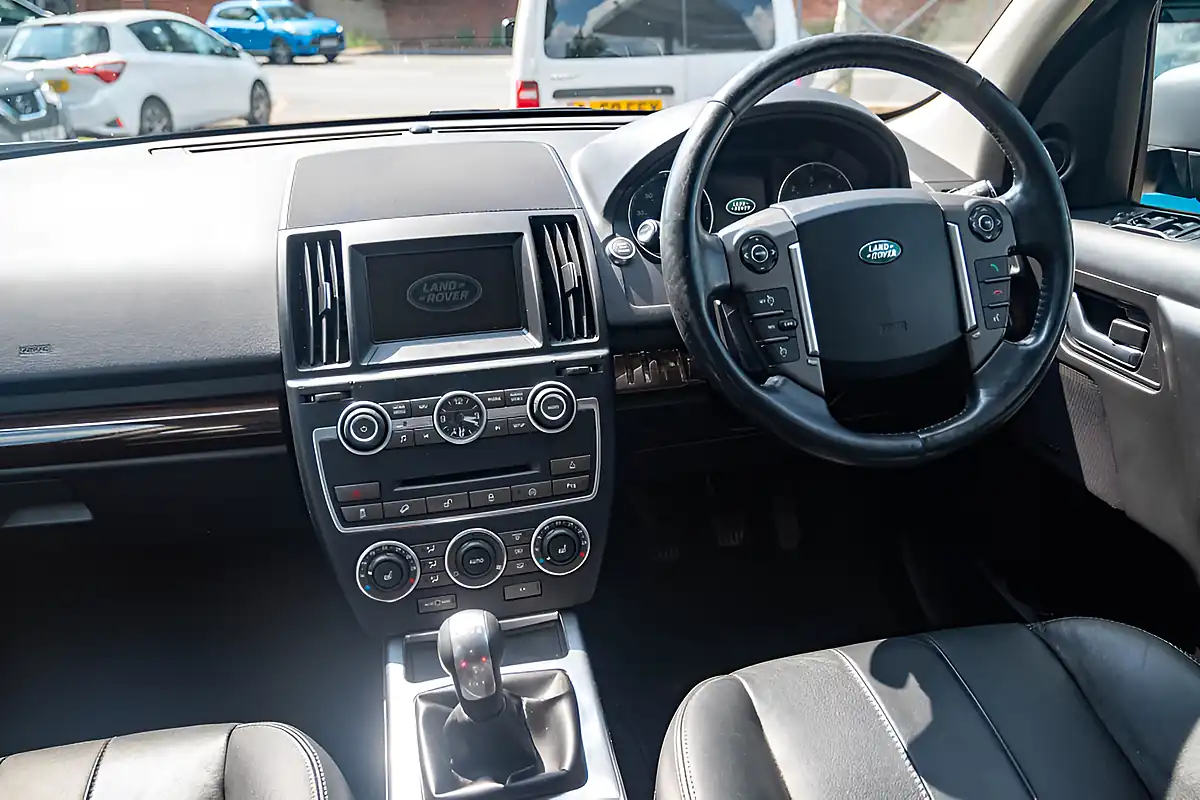 Used 2014 Land Rover Freelander Hse Orkney Grey - Interior and Exterior details 17