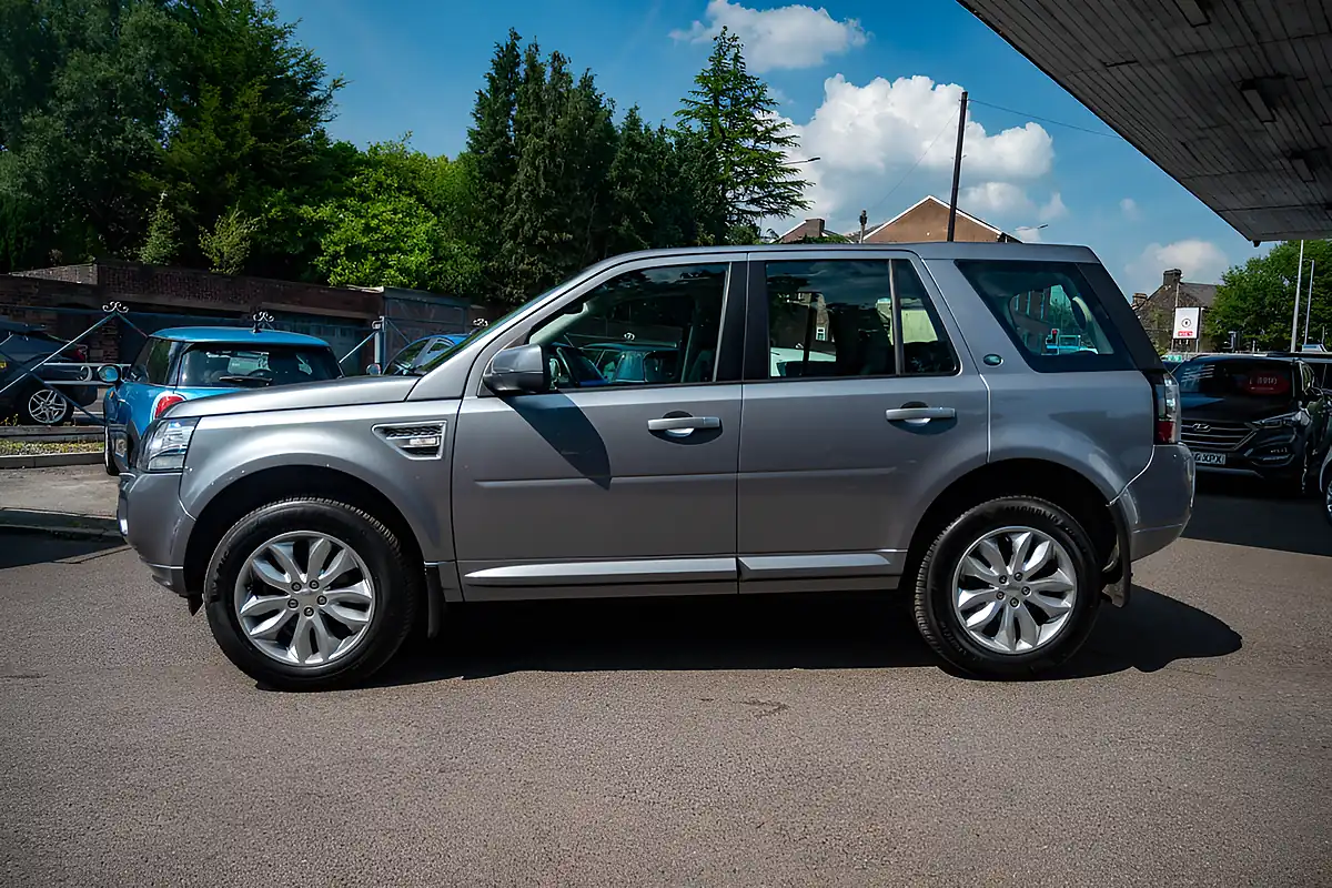 Used 2014 Land Rover Freelander Hse Orkney Grey - Interior and Exterior details 5
