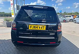 Used 2014 Land Rover Freelander Metropolis Santorini Black - Interior and Exterior details 7