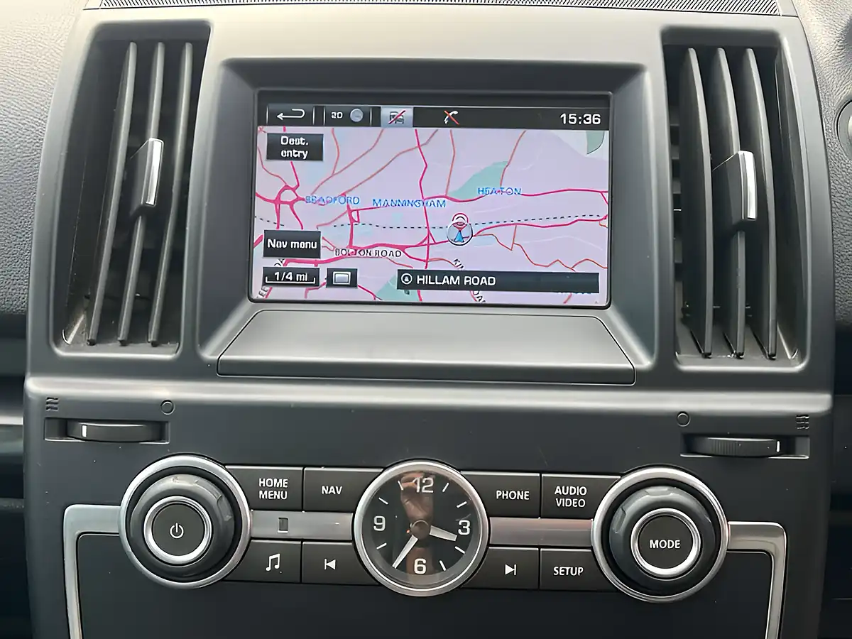 Used 2014 Land Rover Freelander Se Tech Blue - Interior and Exterior details 19