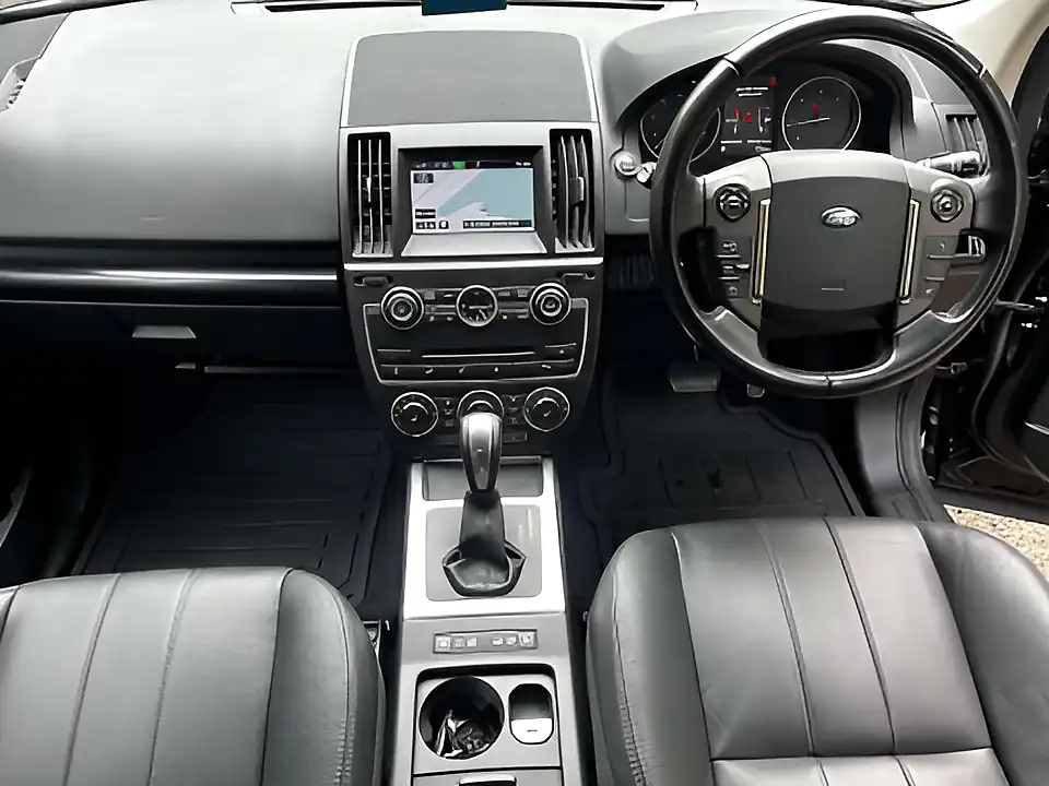 Used 2014 Land Rover Freelander Xs Black - Interior and Exterior details 10