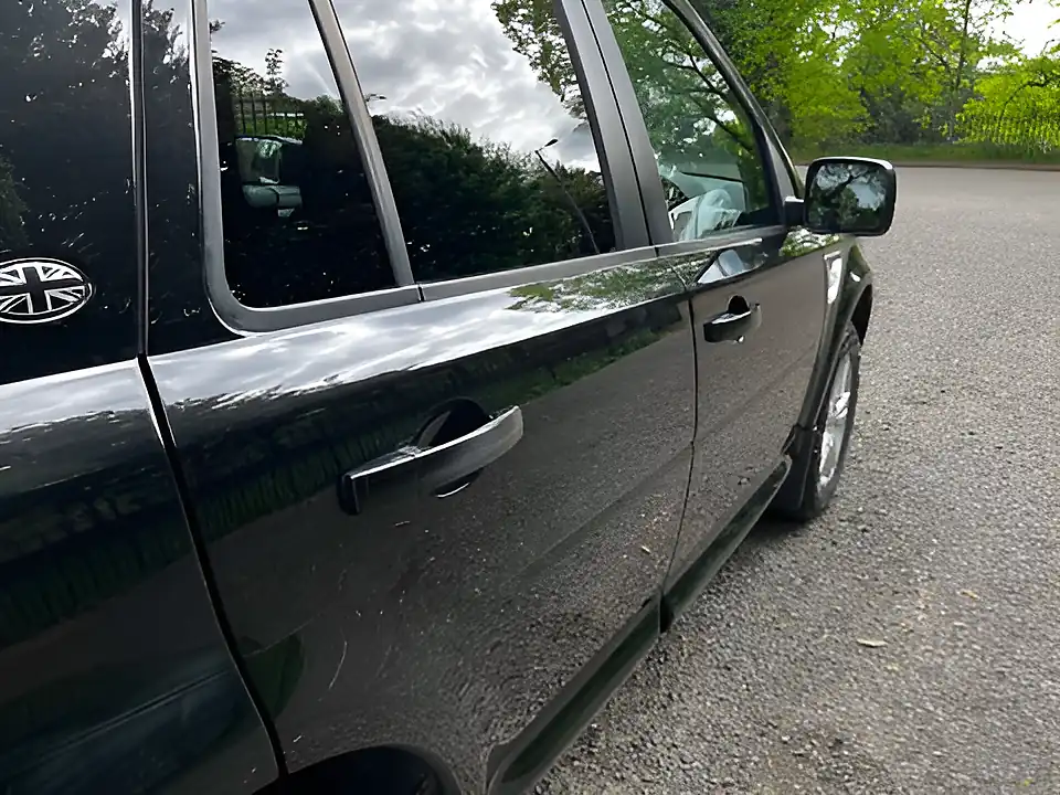 Used 2014 Land Rover Freelander Xs Black - Interior and Exterior details 20