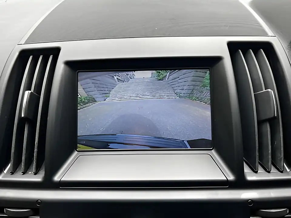 Used 2014 Land Rover Freelander Xs Black - Interior and Exterior details 10