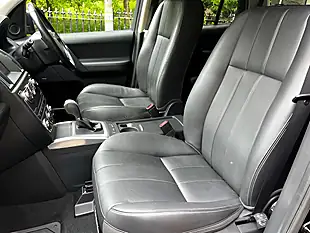 Used 2014 Land Rover Freelander Xs Black - Interior and Exterior details 16