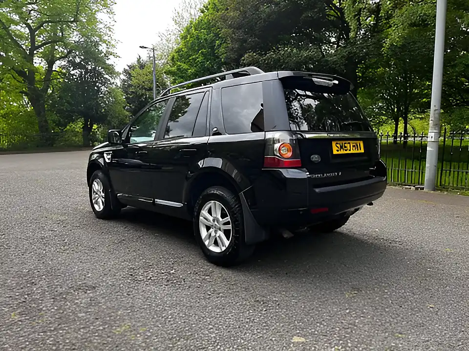 Used 2014 Land Rover Freelander Xs Black - Interior and Exterior details 3