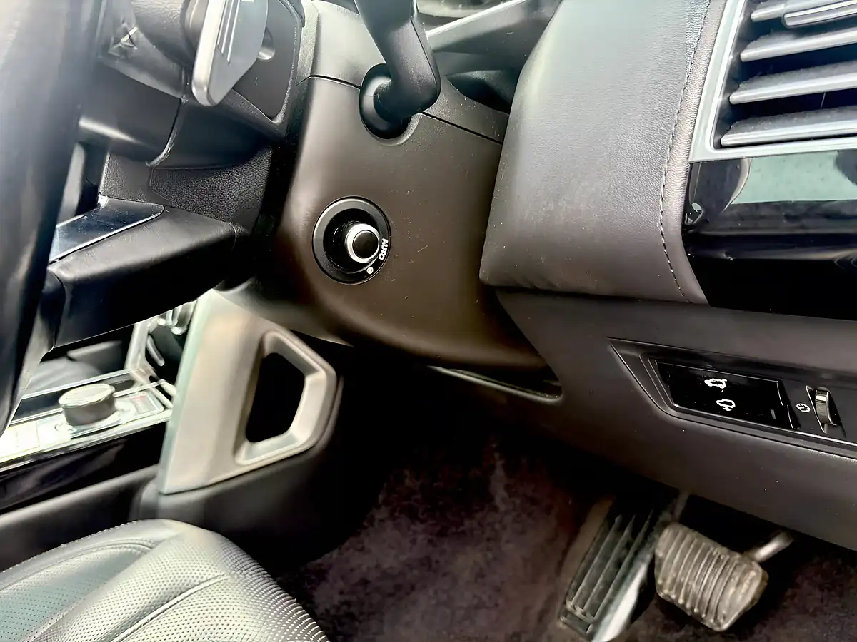 Used 2014 Land Rover Range Rover Autobiography Black - Interior and Exterior details 15