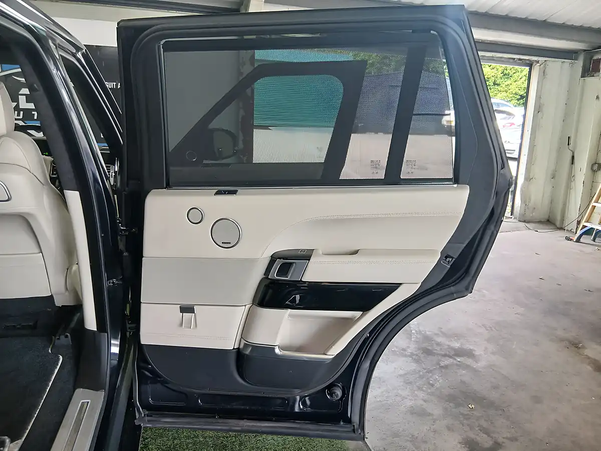 Used 2014 Land Rover Range Rover Autobiography Black - Interior and Exterior details 20