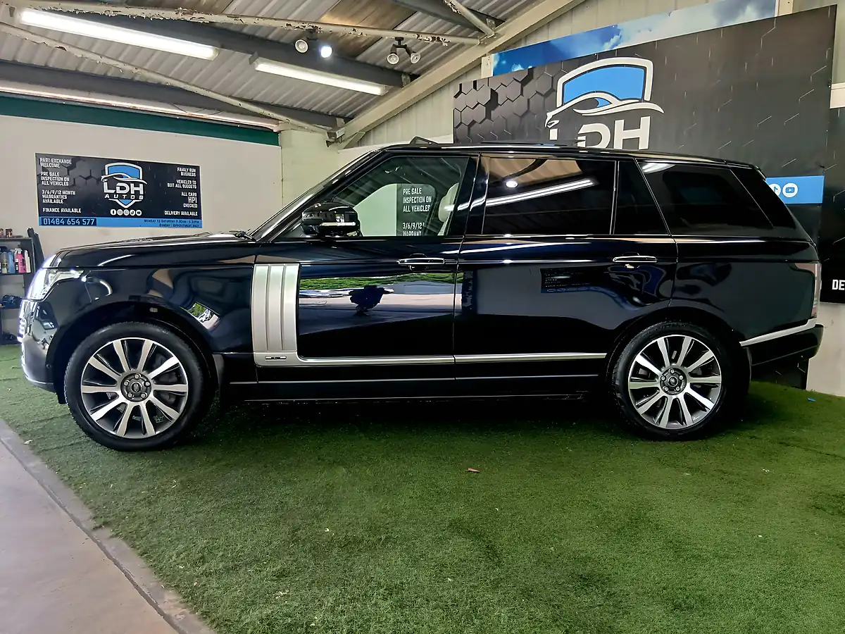 Used 2014 Land Rover Range Rover Autobiography Black - Interior and Exterior details 6