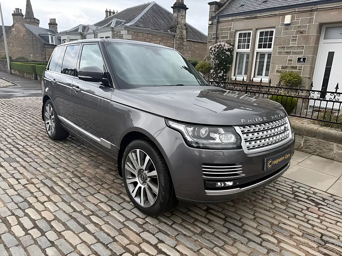 Used 2014 Land Rover Range Rover Autobiography Grey - Interior and Exterior details 10