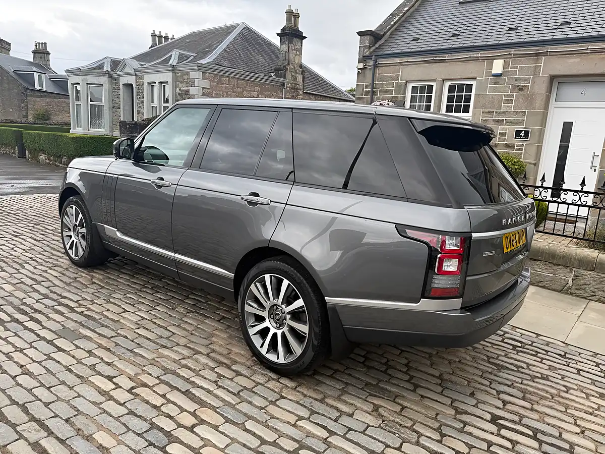 Used 2014 Land Rover Range Rover Autobiography Grey - Interior and Exterior details 11
