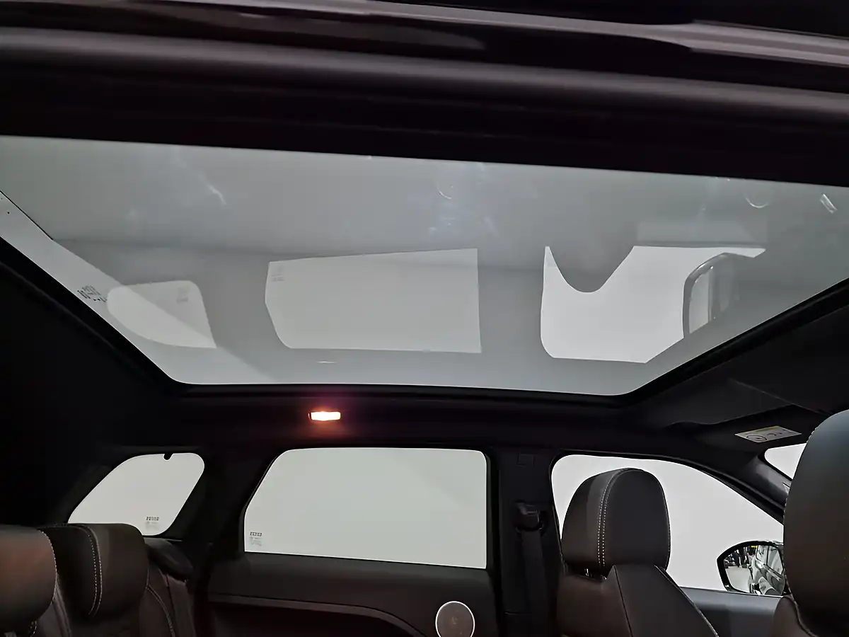 Used 2014 Land Rover Range Rover Evoque Dynamic Black - Interior and Exterior details 15