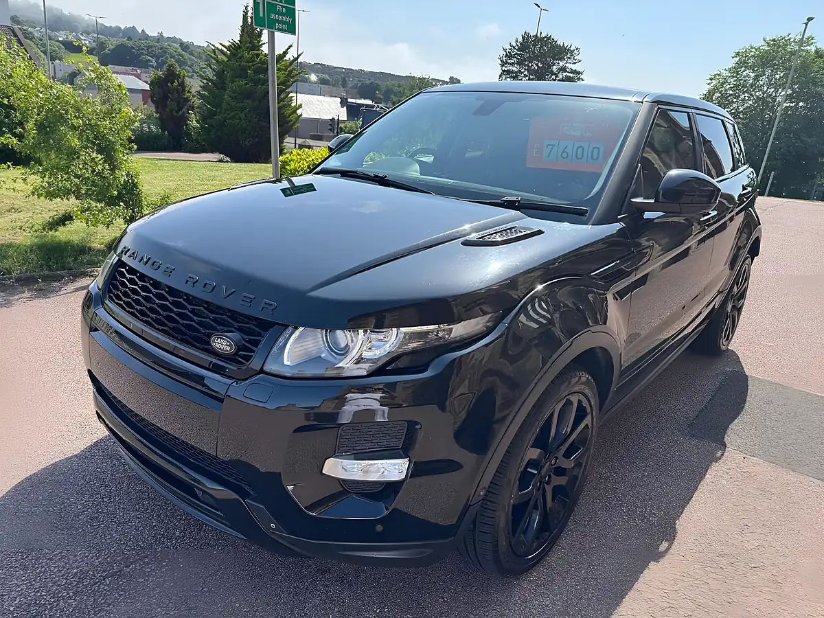 Used 2014 Land Rover Range Rover Evoque Dynamic Black - Interior and Exterior details 10