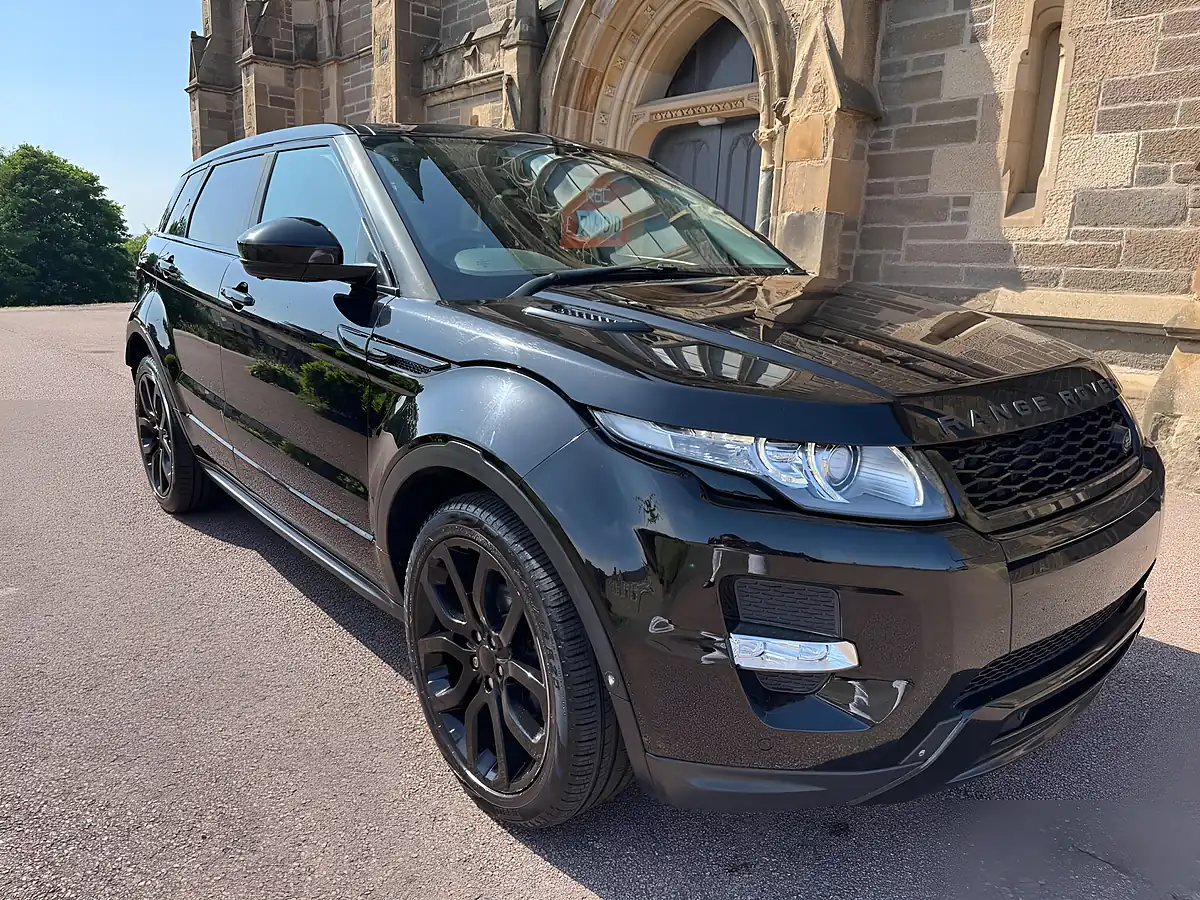 Used 2014 Land Rover Range Rover Evoque Dynamic Black - Interior and Exterior details 8