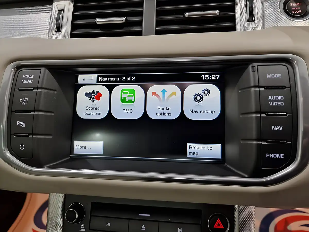 Used 2014 Land Rover Range Rover Evoque Dynamic Black - Interior and Exterior details 13