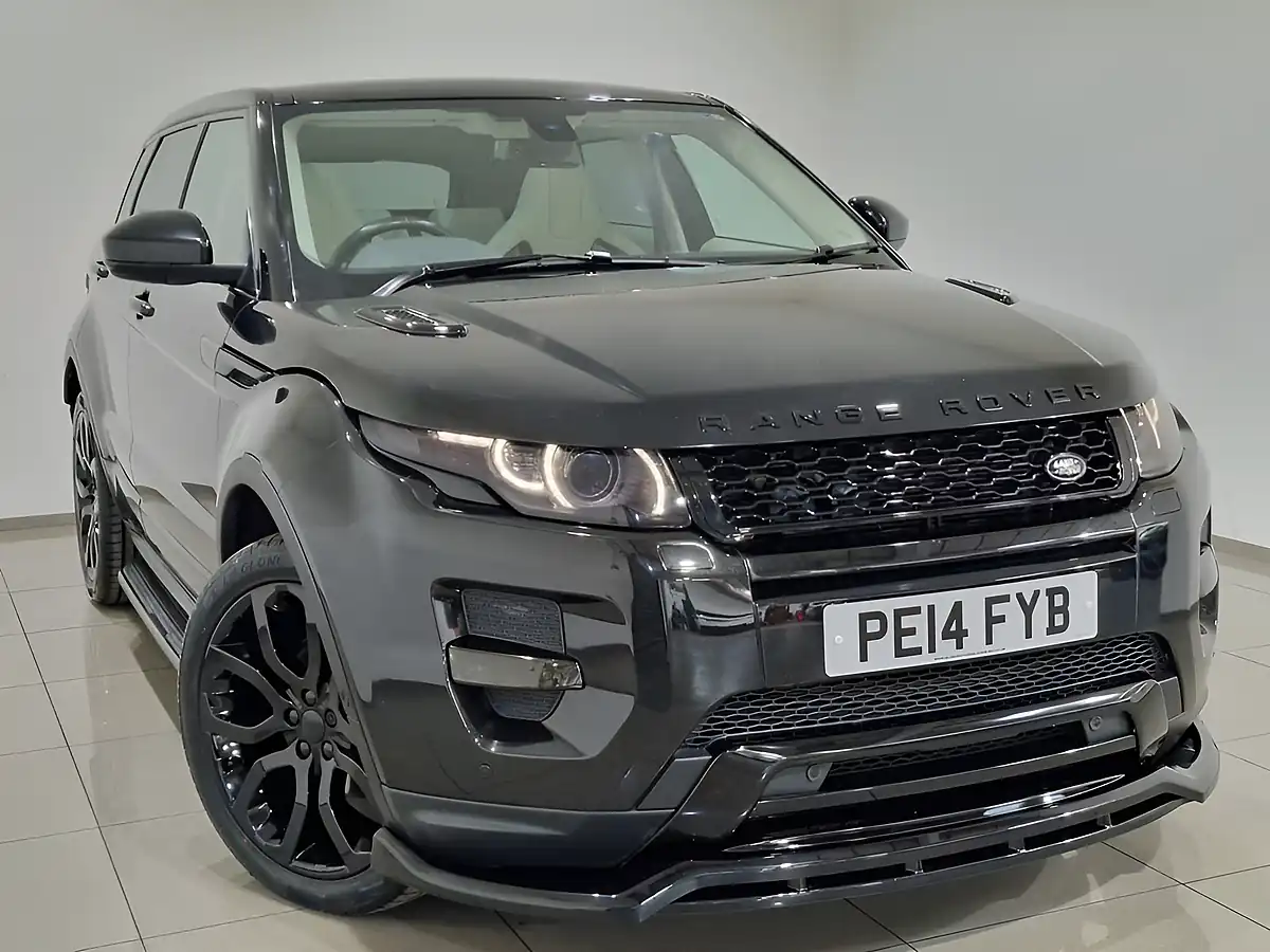 Used 2014 Land Rover Range Rover Evoque Dynamic Black - Interior and Exterior details 8