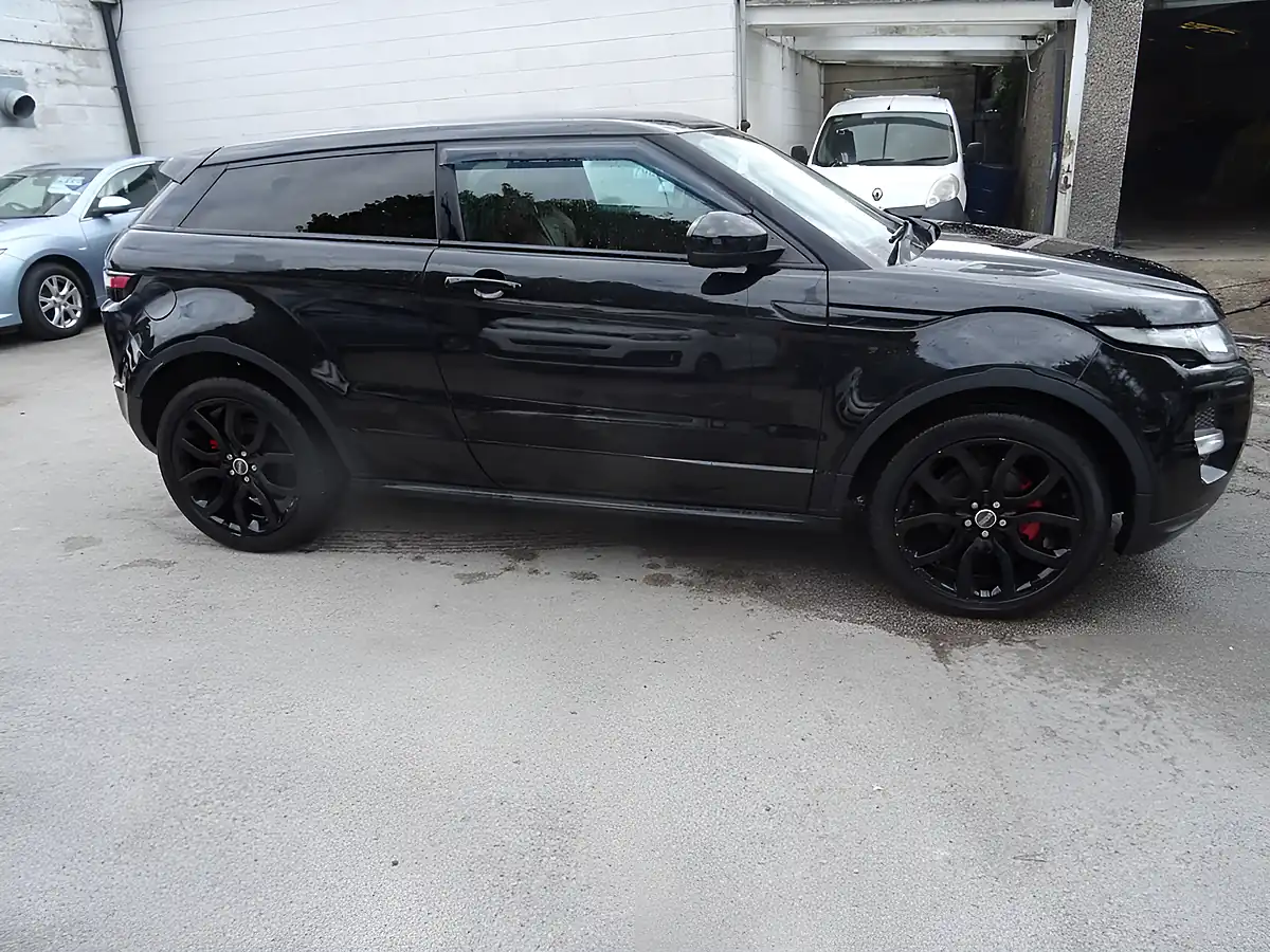 Used 2014 Land Rover Range Rover Evoque Dynamic Black - Interior and Exterior details 10
