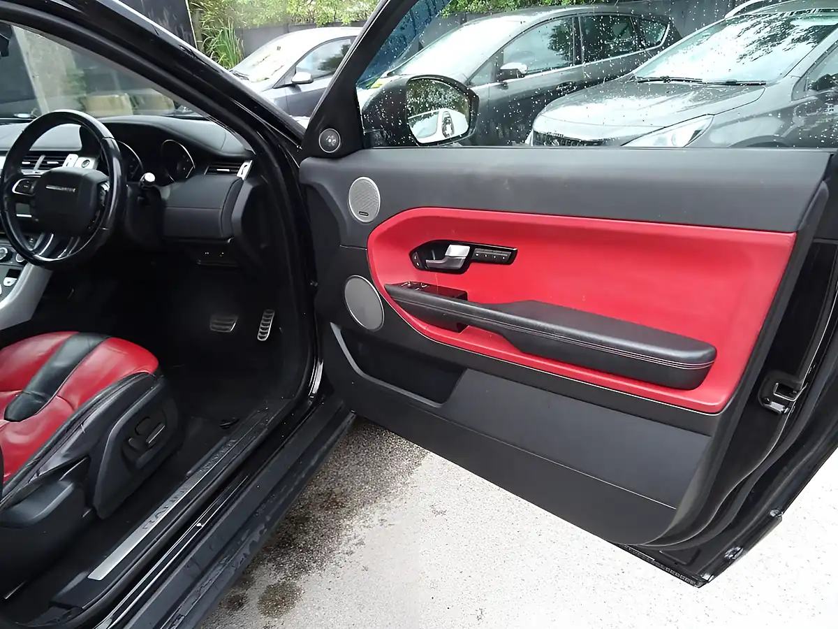 Used 2014 Land Rover Range Rover Evoque Dynamic Black - Interior and Exterior details 15