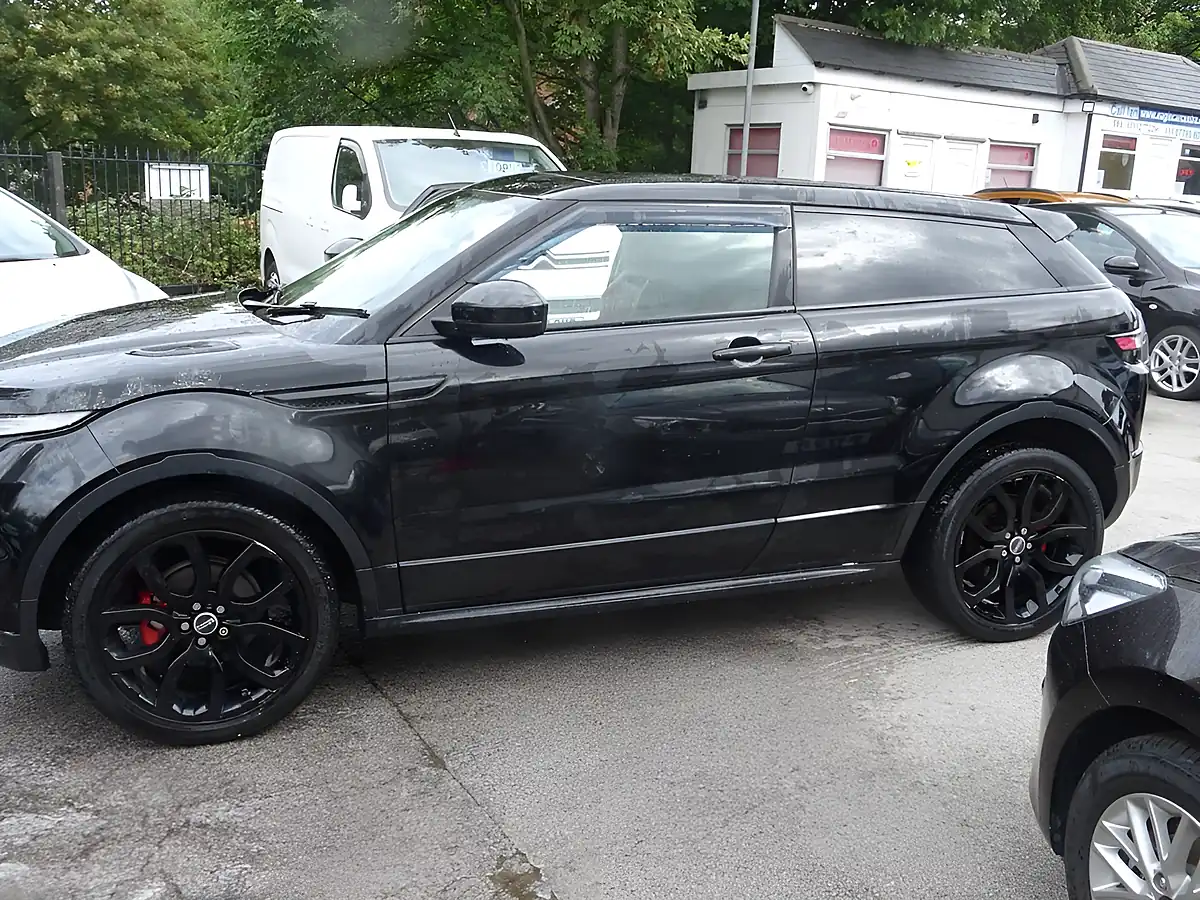 Used 2014 Land Rover Range Rover Evoque Dynamic Black - Interior and Exterior details 7