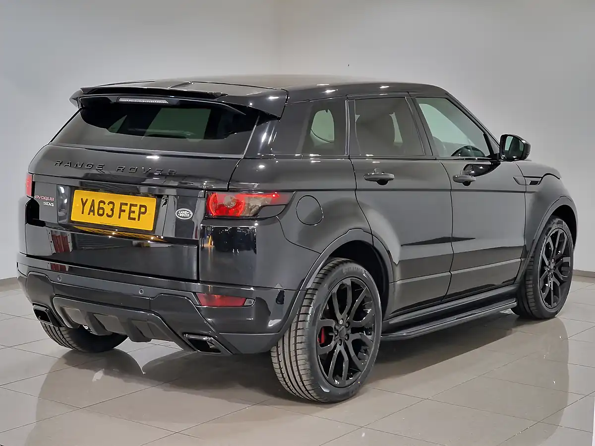 Used 2014 Land Rover Range Rover Evoque Dynamic Black - Interior and Exterior details 6