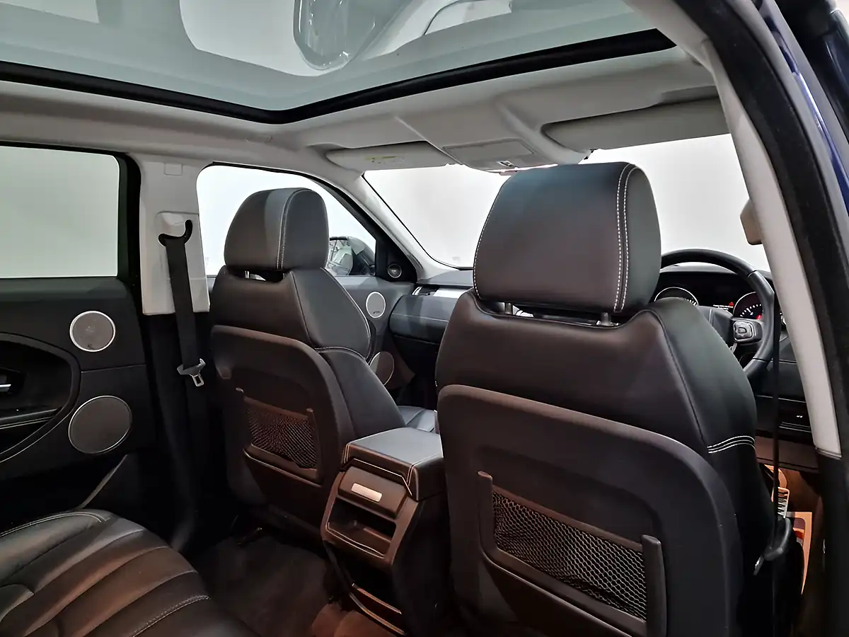 Used 2014 Land Rover Range Rover Evoque Dynamic Blue - Interior and Exterior details 16