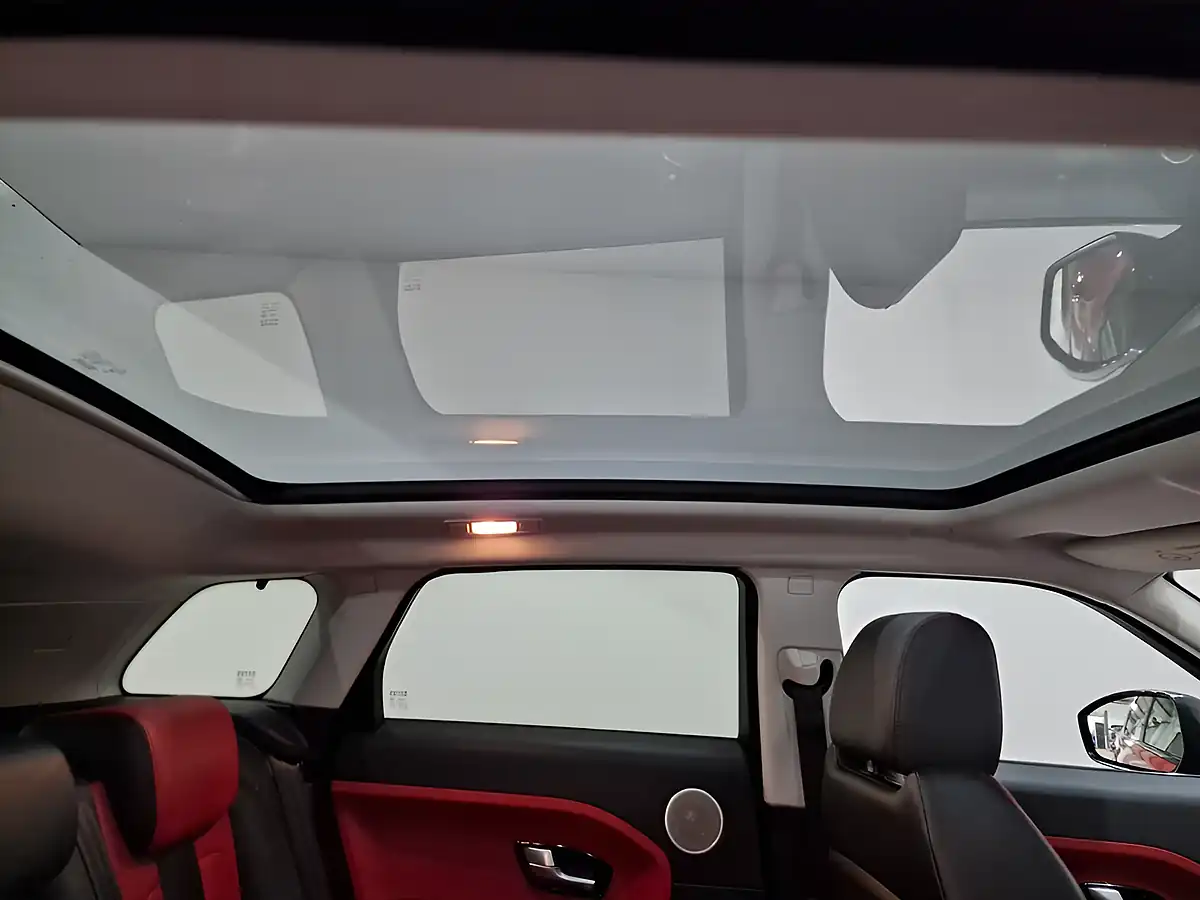 Used 2014 Land Rover Range Rover Evoque Dynamic Firenze Red - Interior and Exterior details 10