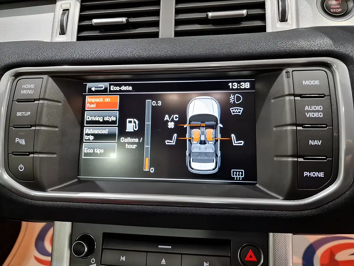 Used 2014 Land Rover Range Rover Evoque Dynamic Firenze Red - Interior and Exterior details 14