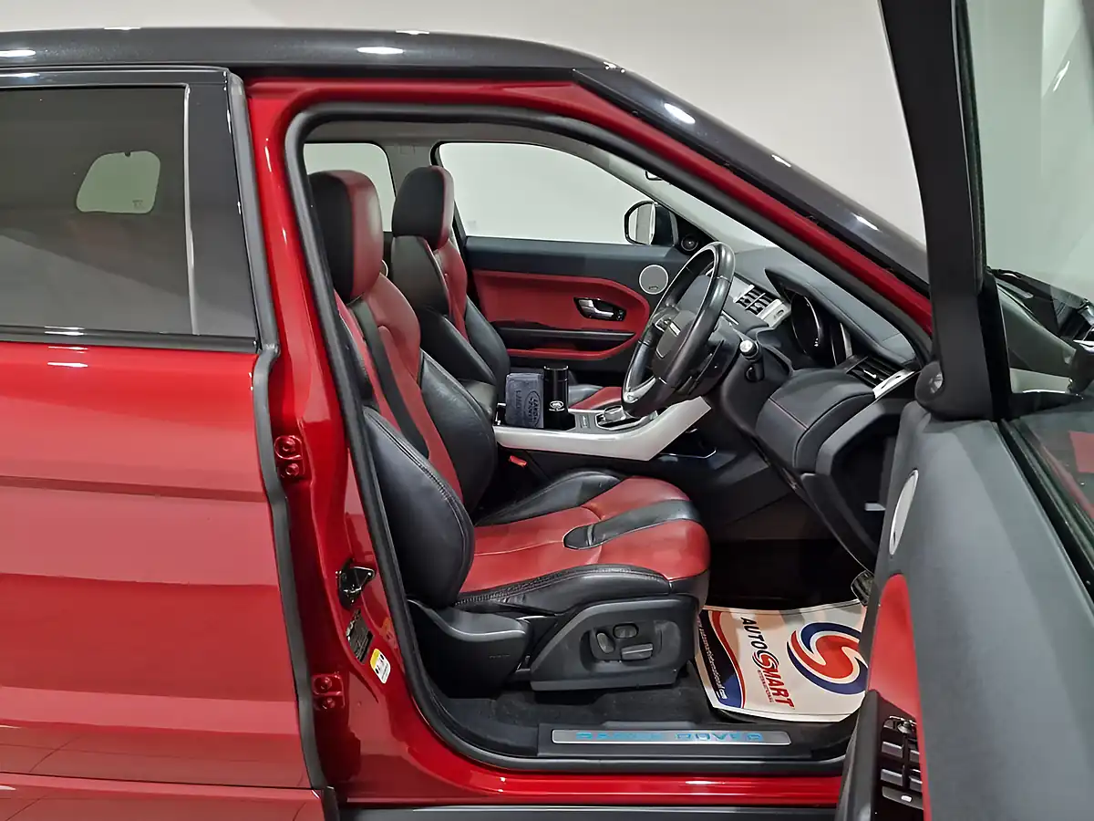 Used 2014 Land Rover Range Rover Evoque Dynamic Firenze Red - Interior and Exterior details 9
