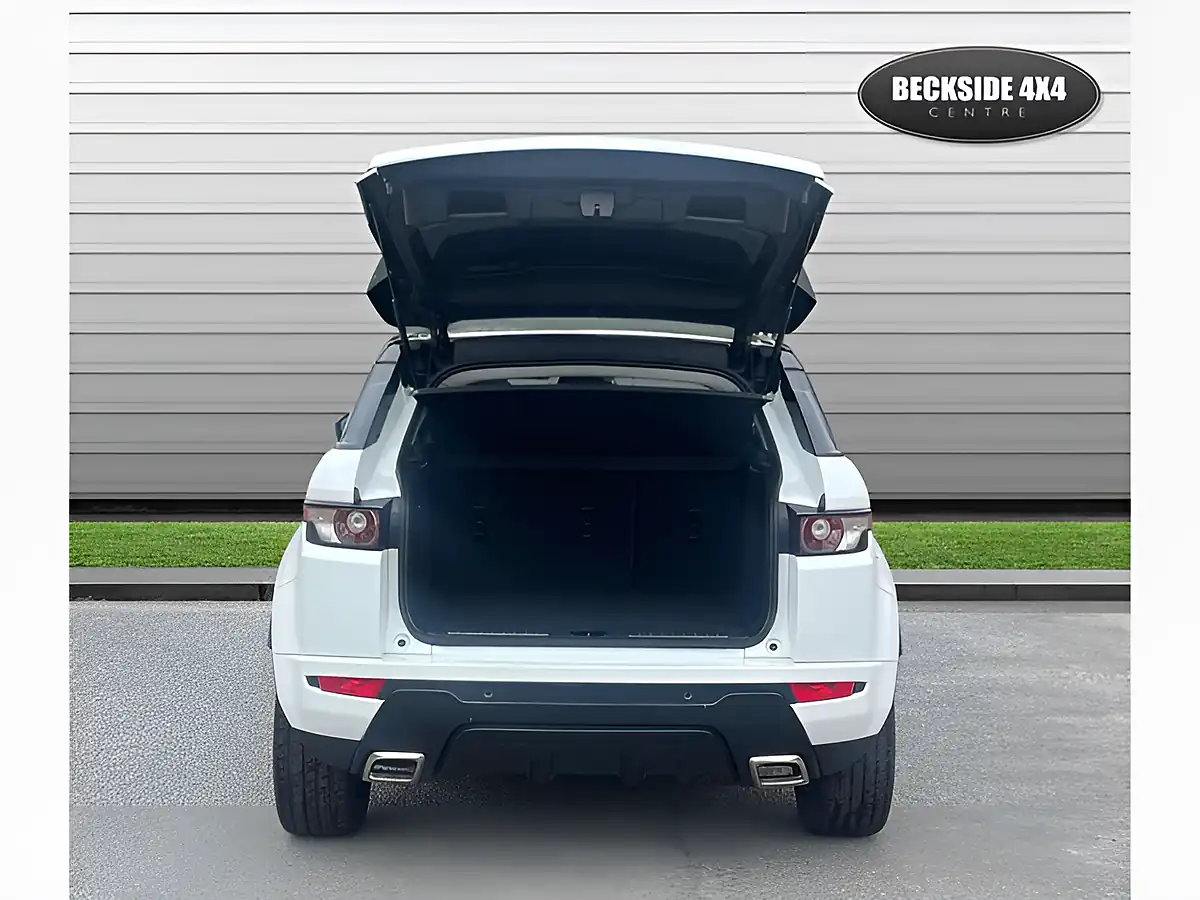 Used 2014 Land Rover Range Rover Evoque Dynamic Fuji White - Interior and Exterior details 10