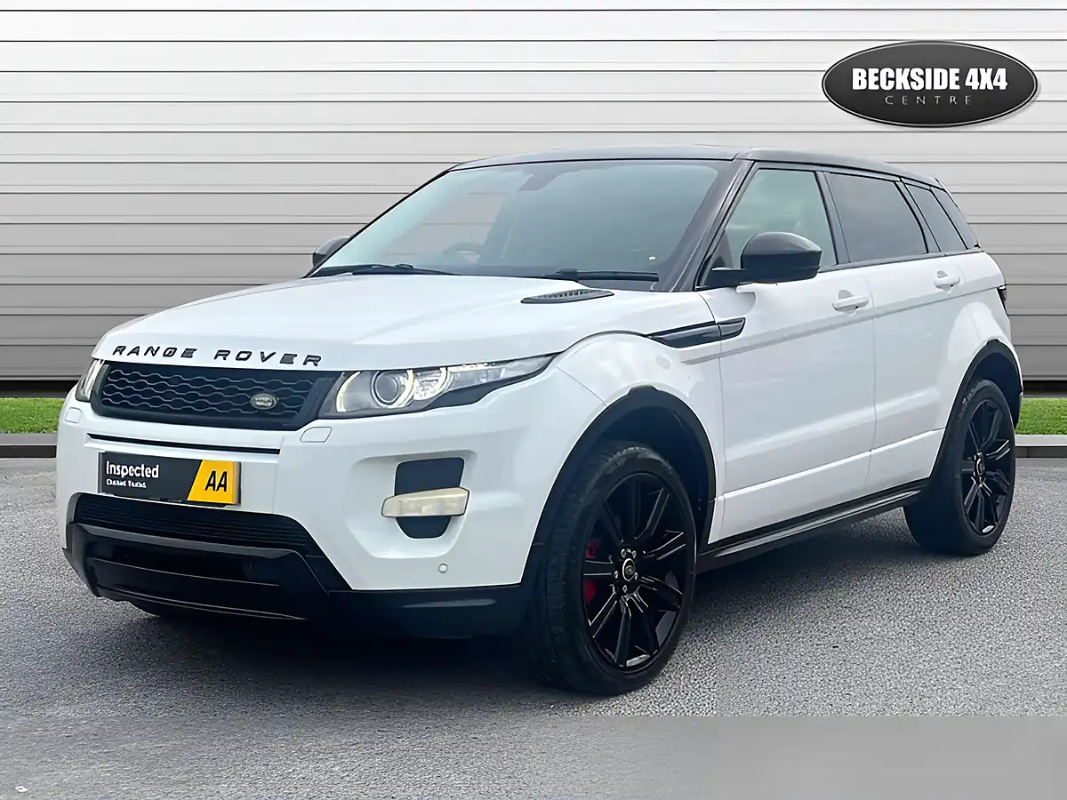 Used 2014 Land Rover Range Rover Evoque Dynamic Fuji White - Interior and Exterior details 5