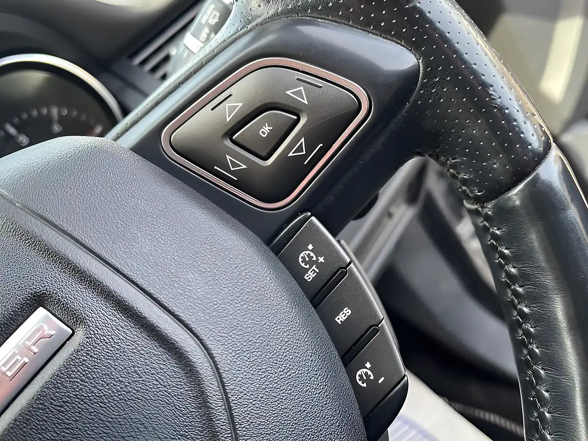 Used 2014 Land Rover Range Rover Evoque Dynamic Grey - Interior and Exterior details 13