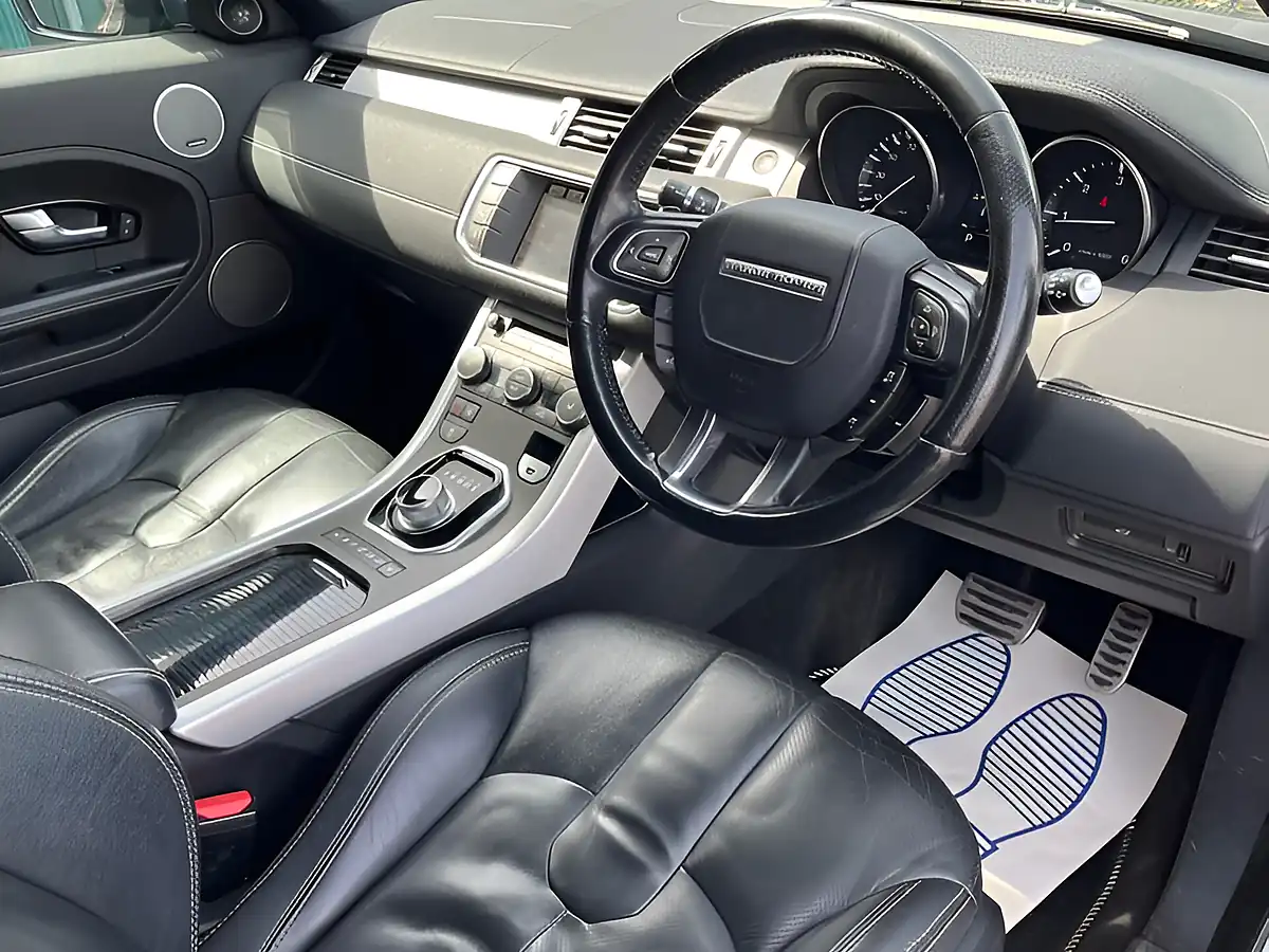 Used 2014 Land Rover Range Rover Evoque Dynamic Grey - Interior and Exterior details 10