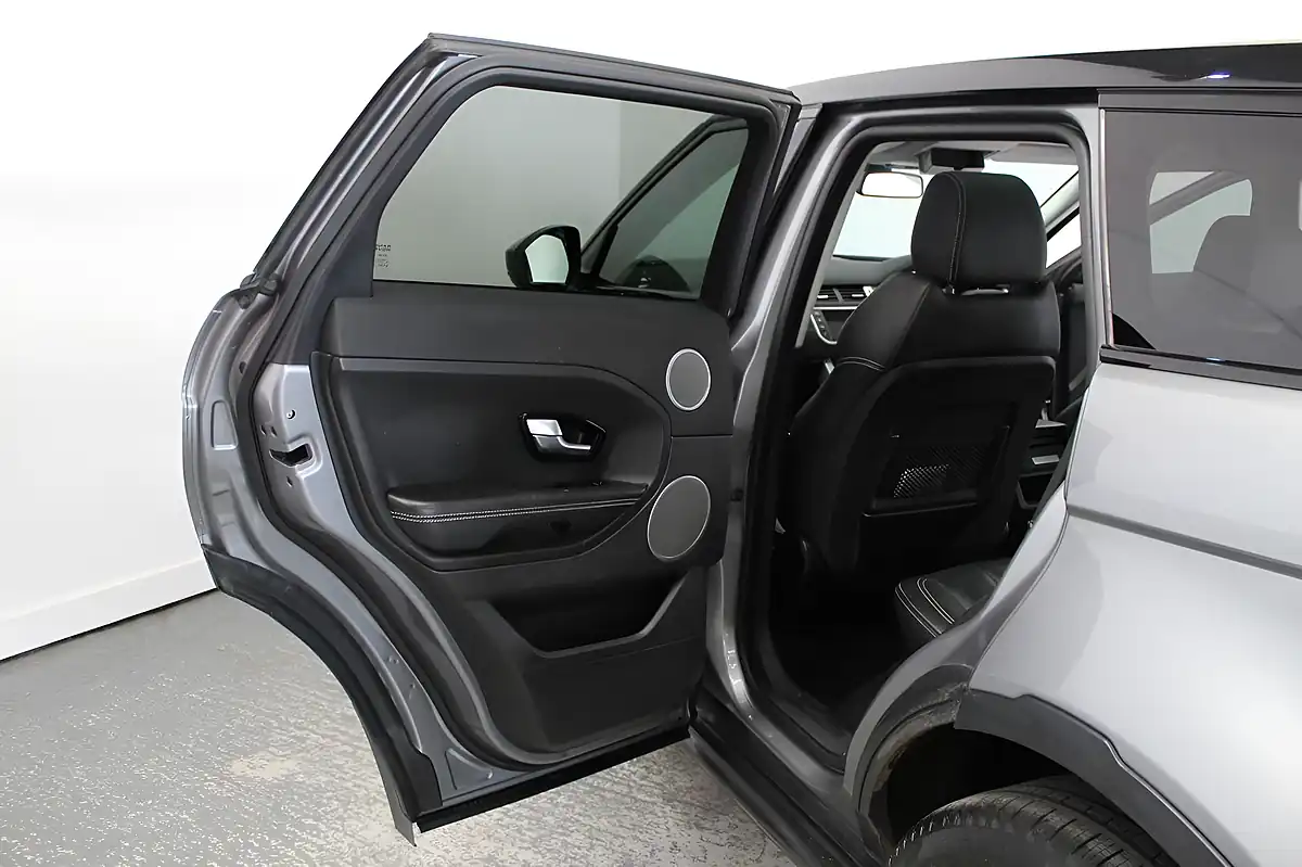 Used 2014 Land Rover Range Rover Evoque Dynamic Grey - Interior and Exterior details 13