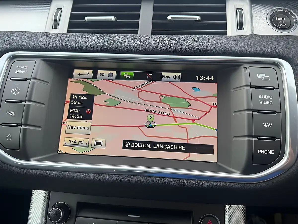 Used 2014 Land Rover Range Rover Evoque Dynamic Grey - Interior and Exterior details 9