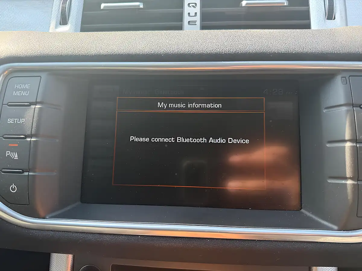 Used 2014 Land Rover Range Rover Evoque Dynamic Grey - Interior and Exterior details 19