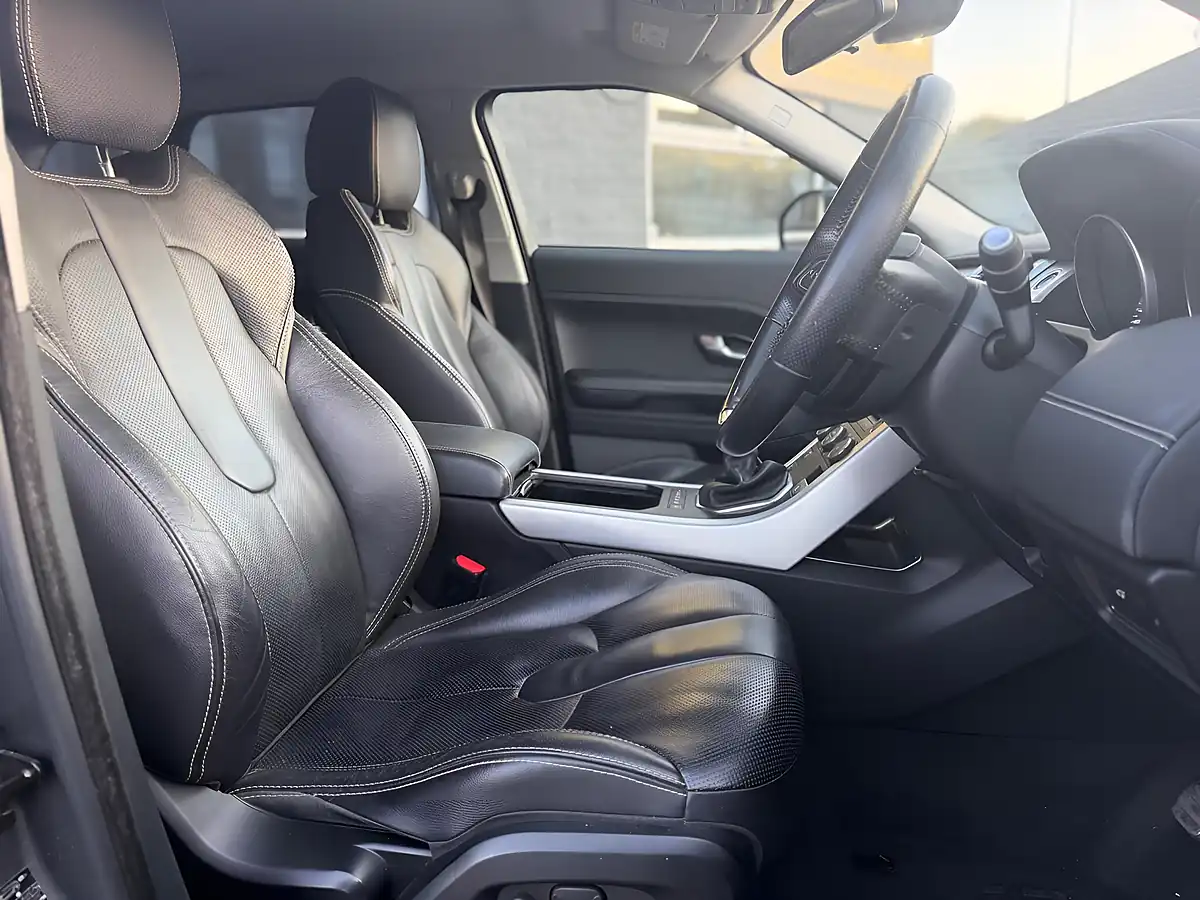 Used 2014 Land Rover Range Rover Evoque Dynamic Grey - Interior and Exterior details 2