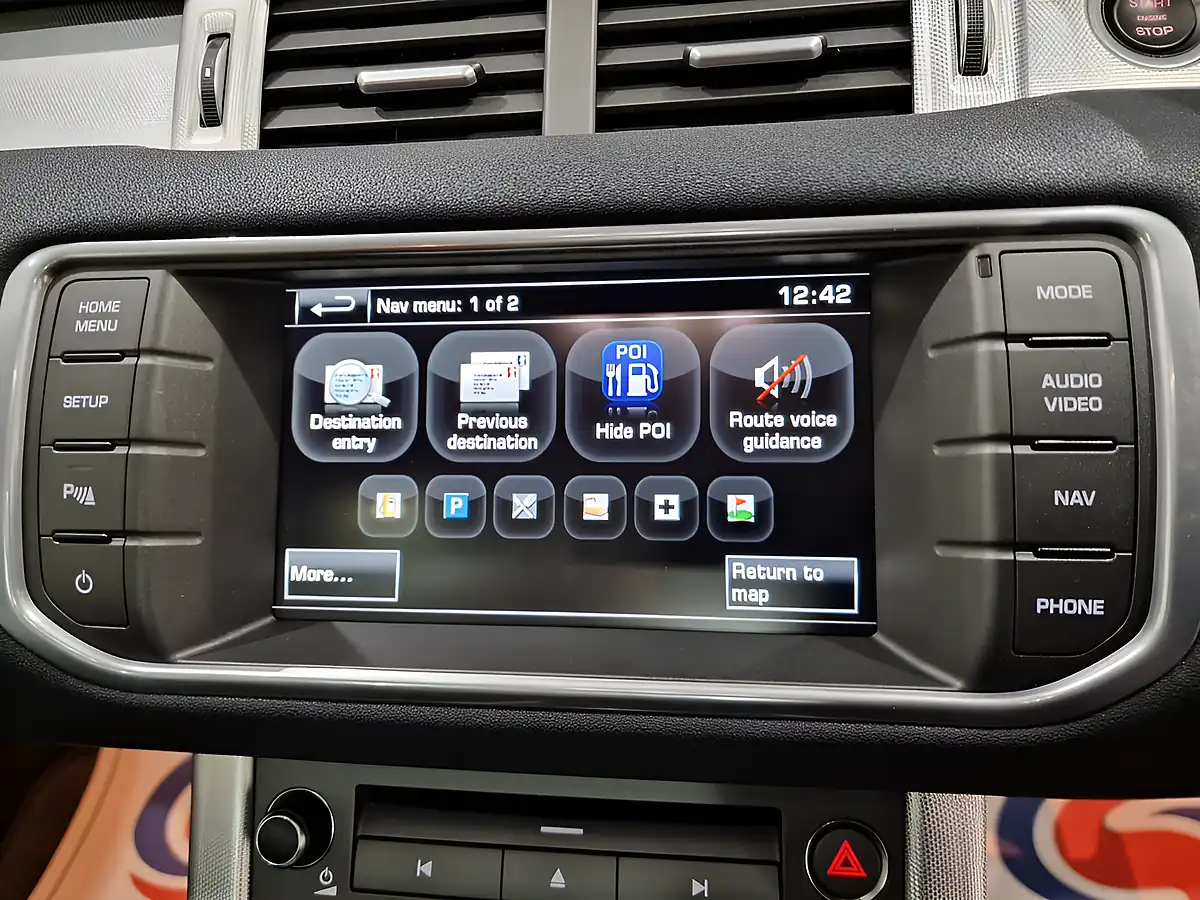 Used 2014 Land Rover Range Rover Evoque Dynamic Grey - Interior and Exterior details 13