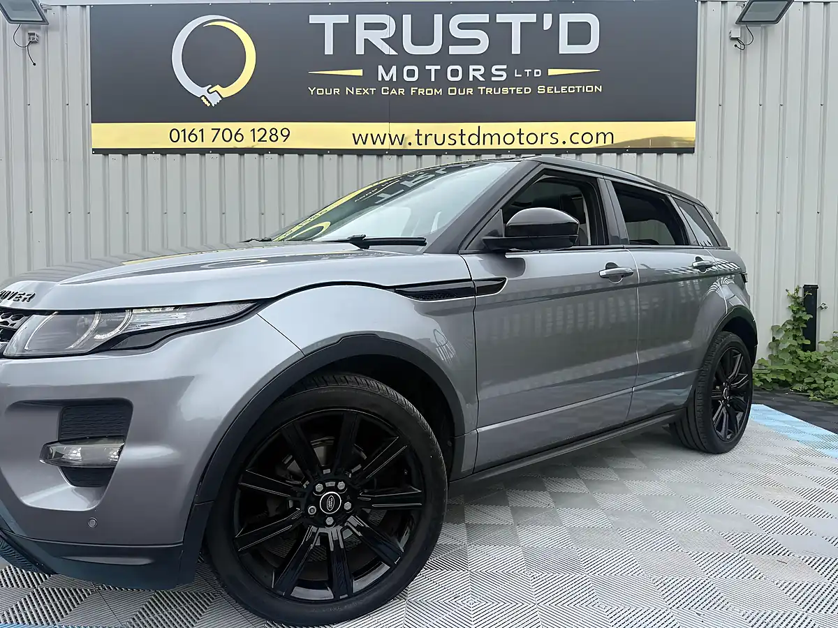 Used 2014 Land Rover Range Rover Evoque Dynamic Grey - Interior and Exterior details 6