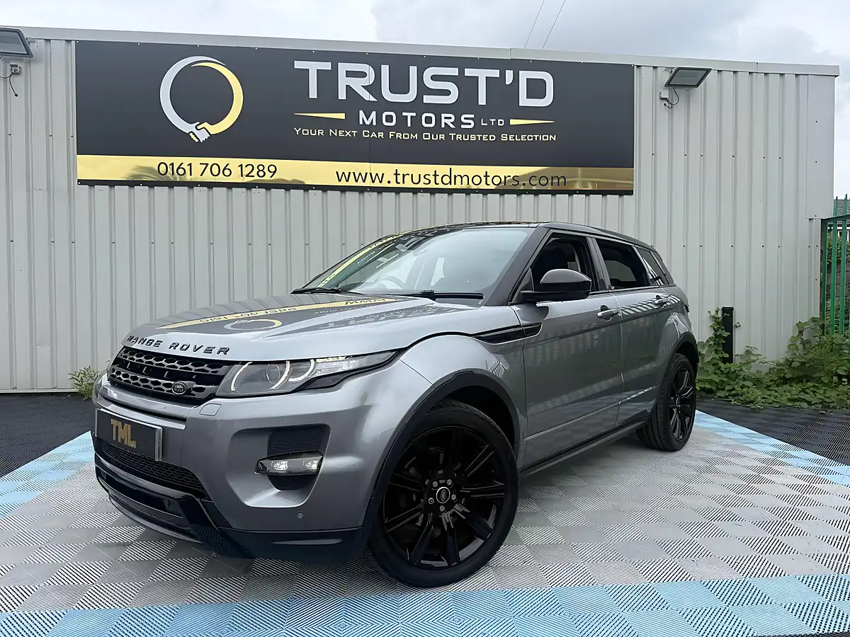 Used 2014 Land Rover Range Rover Evoque Dynamic Grey - Interior and Exterior details 8