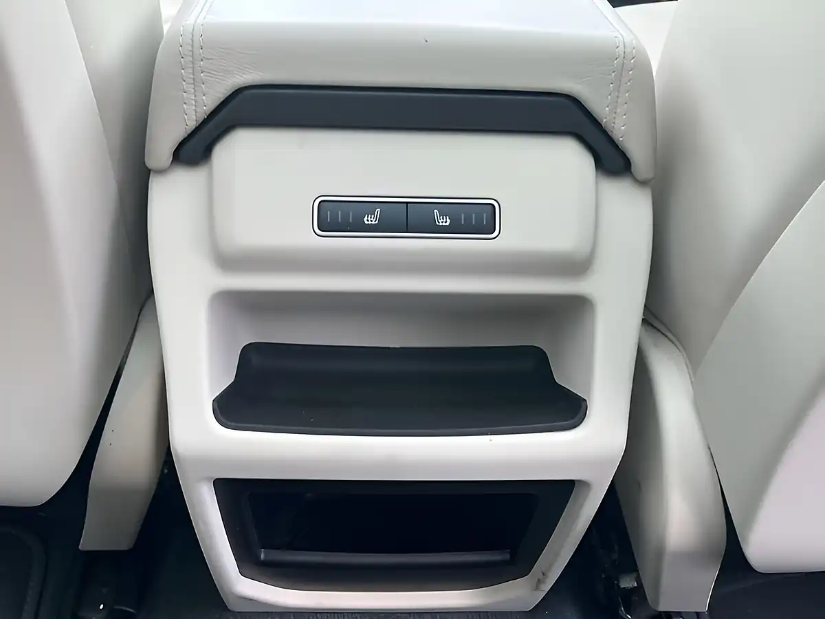 Used 2014 Land Rover Range Rover Evoque Dynamic Ipanema Sand - Interior and Exterior details 15