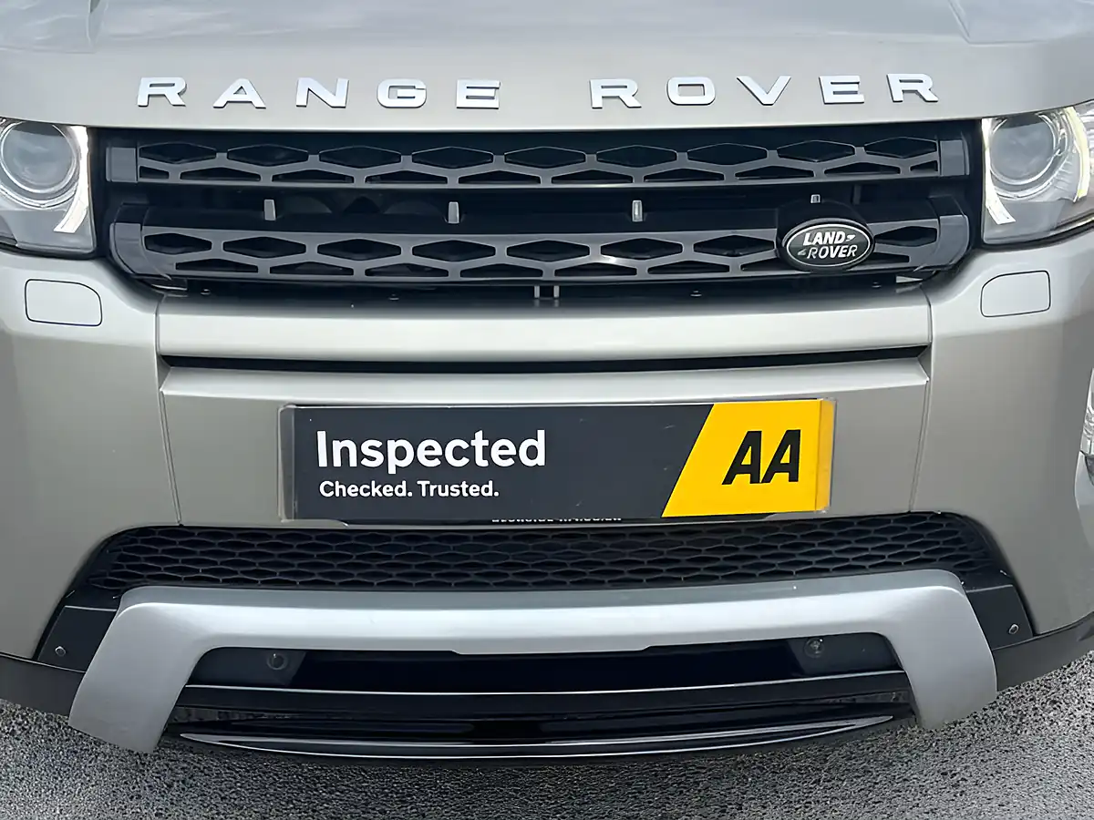 Used 2014 Land Rover Range Rover Evoque Dynamic Ipanema Sand - Interior and Exterior details 18