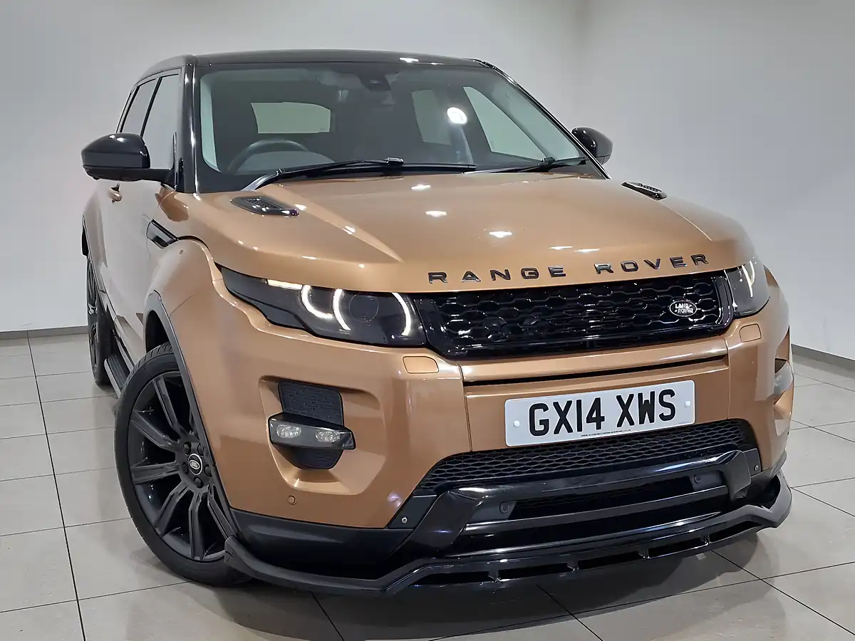 Used 2014 Land Rover Range Rover Evoque Dynamic Lux Bronze - Interior and Exterior details 8