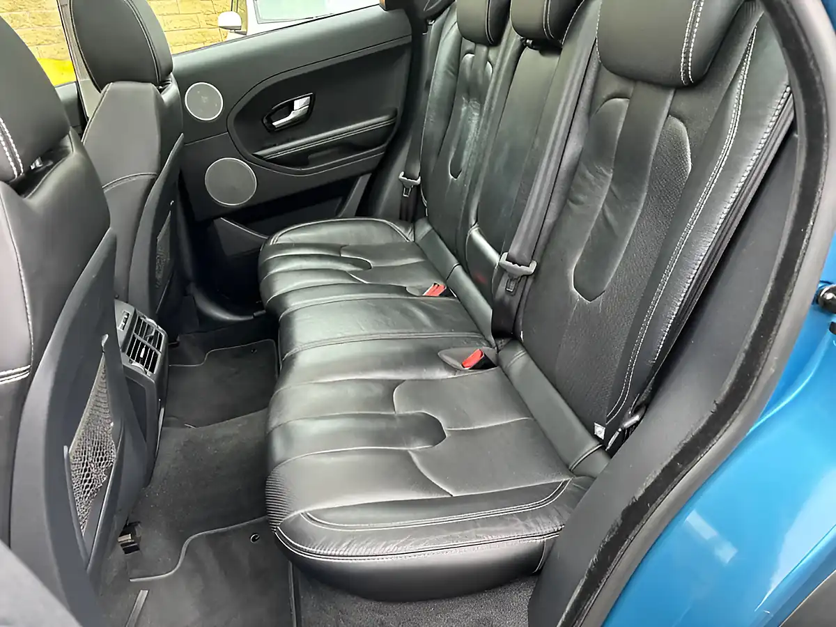 Used 2014 Land Rover Range Rover Evoque Dynamic Mauritius Blue - Interior and Exterior details 12