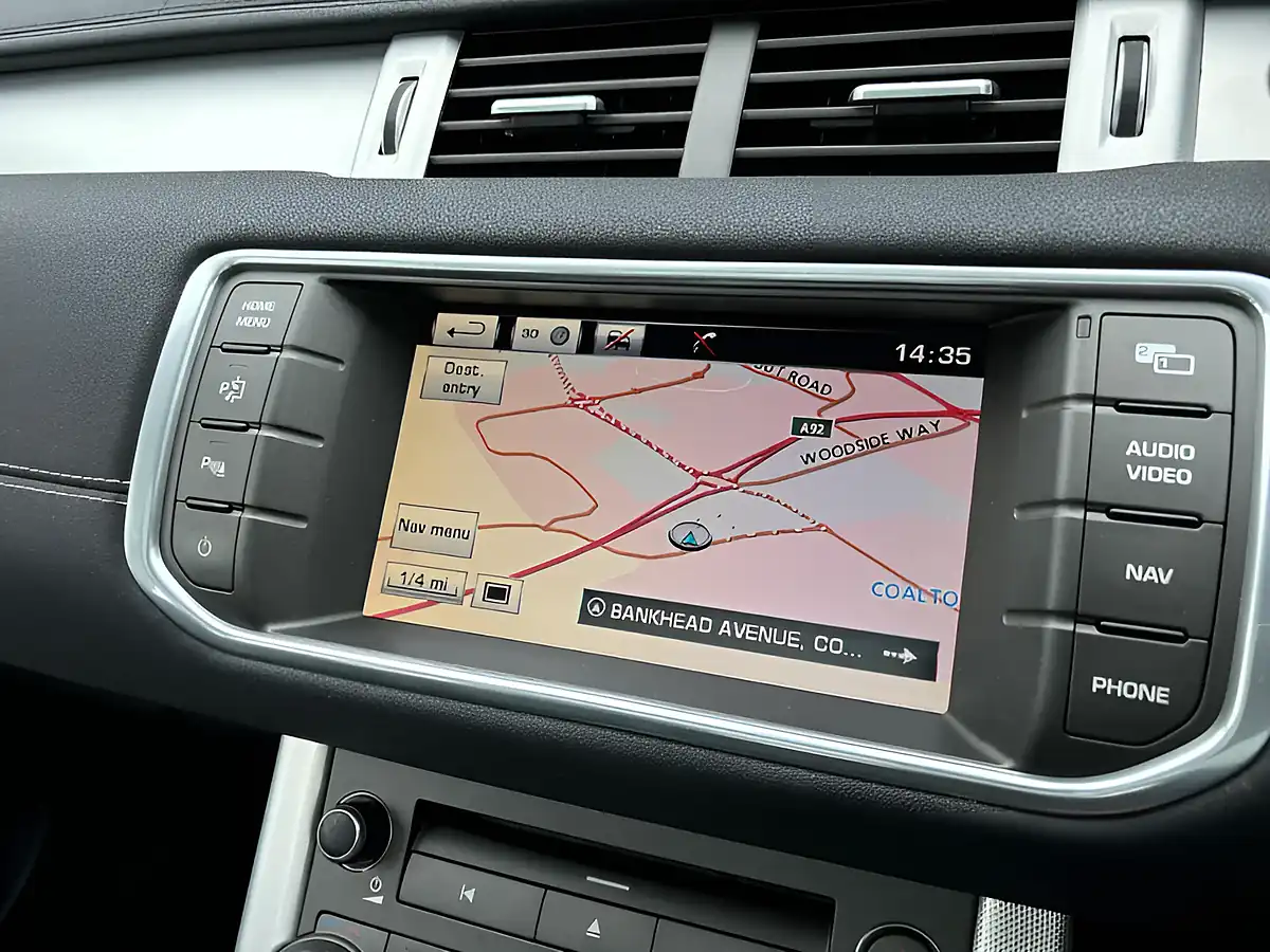 Used 2014 Land Rover Range Rover Evoque Dynamic Mauritius Blue - Interior and Exterior details 13
