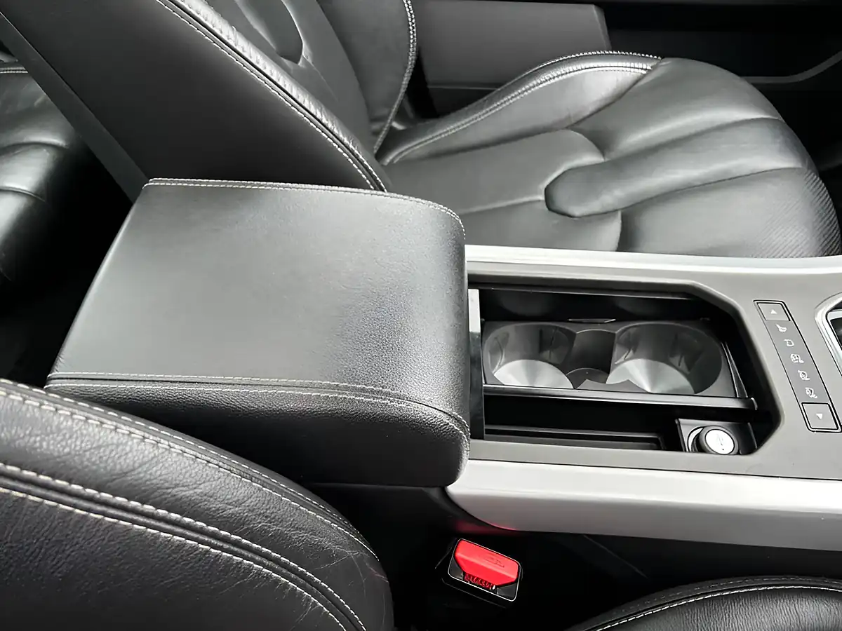 Used 2014 Land Rover Range Rover Evoque Dynamic Mauritius Blue - Interior and Exterior details 16