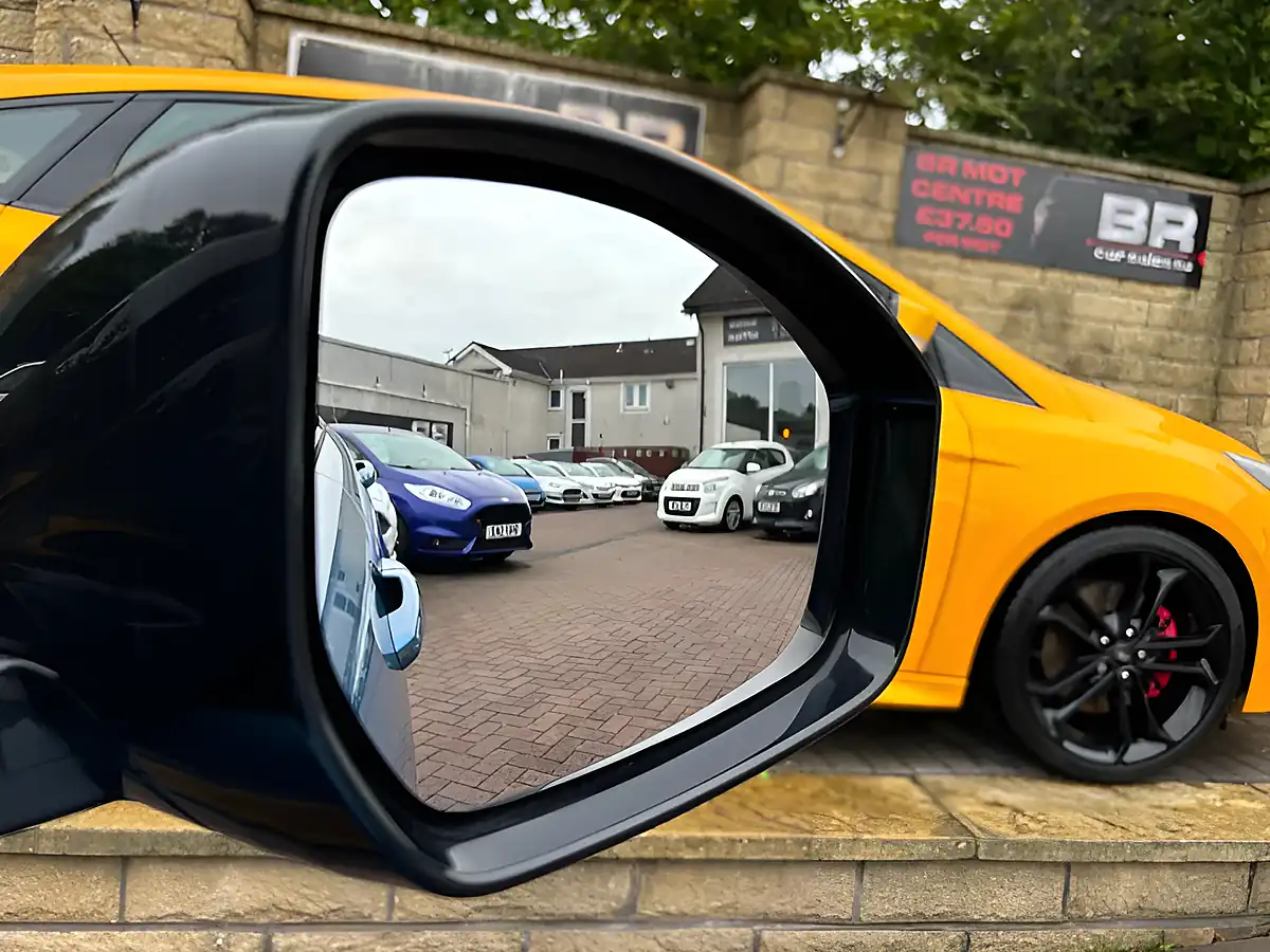 Used 2014 Land Rover Range Rover Evoque Dynamic Mauritius Blue - Interior and Exterior details 17