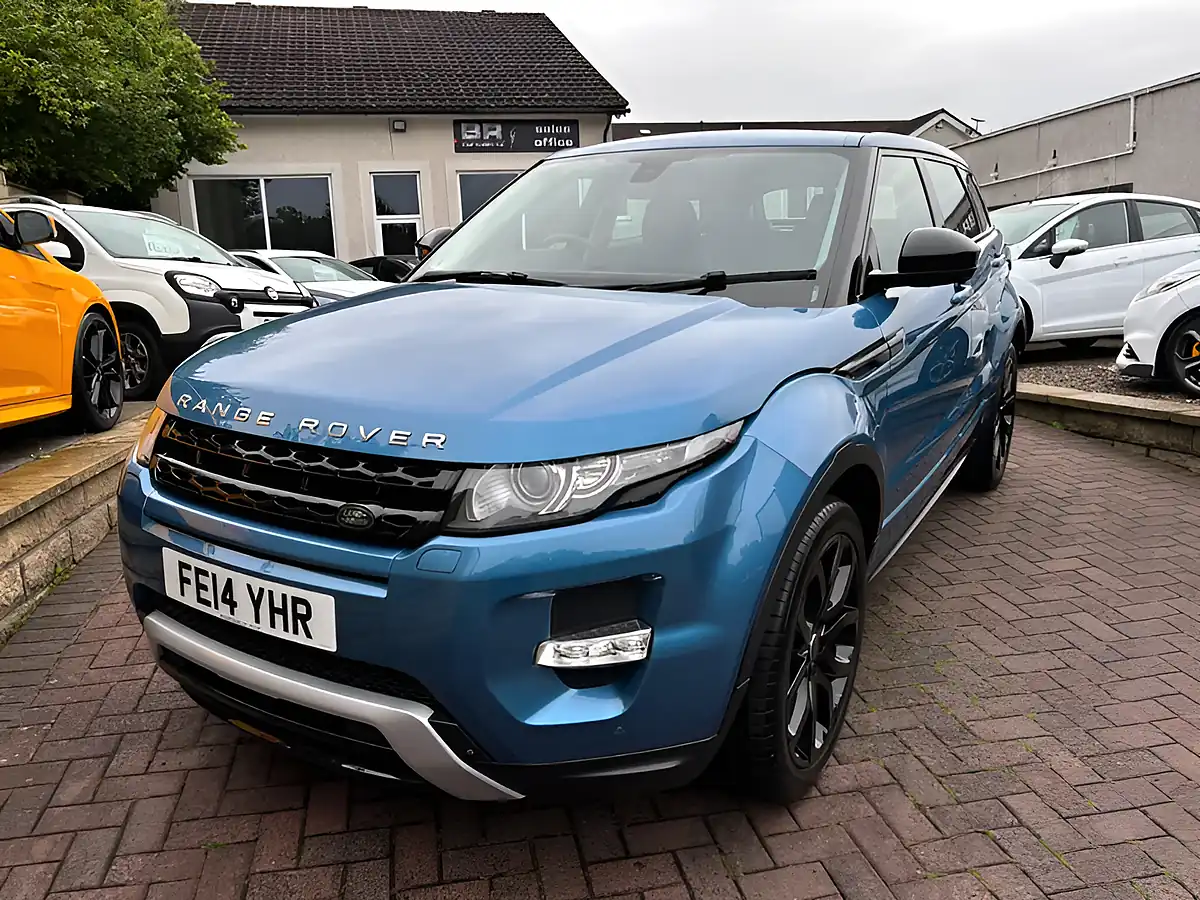 Used 2014 Land Rover Range Rover Evoque Dynamic Mauritius Blue - Interior and Exterior details 4