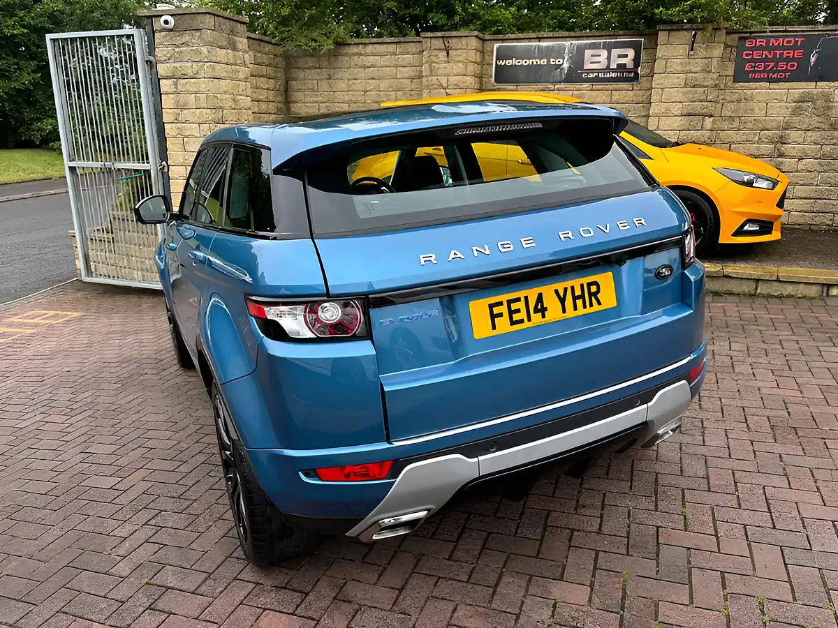Used 2014 Land Rover Range Rover Evoque Dynamic Mauritius Blue - Interior and Exterior details 9