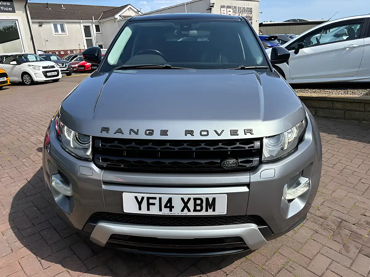 Used 2014 Land Rover Range Rover Evoque Dynamic Orkney Grey Metallic - Interior and Exterior details 10