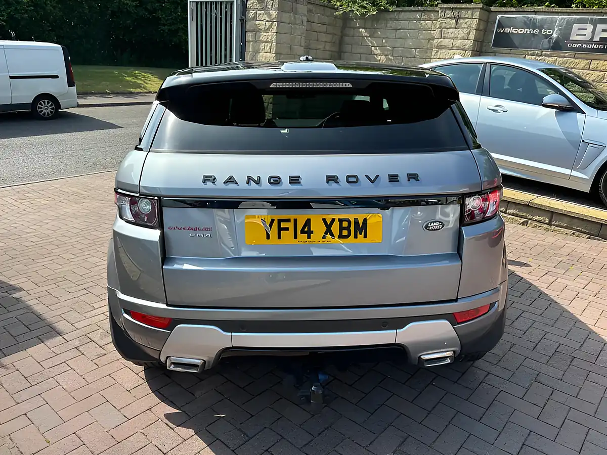 Used 2014 Land Rover Range Rover Evoque Dynamic Orkney Grey Metallic - Interior and Exterior details 8