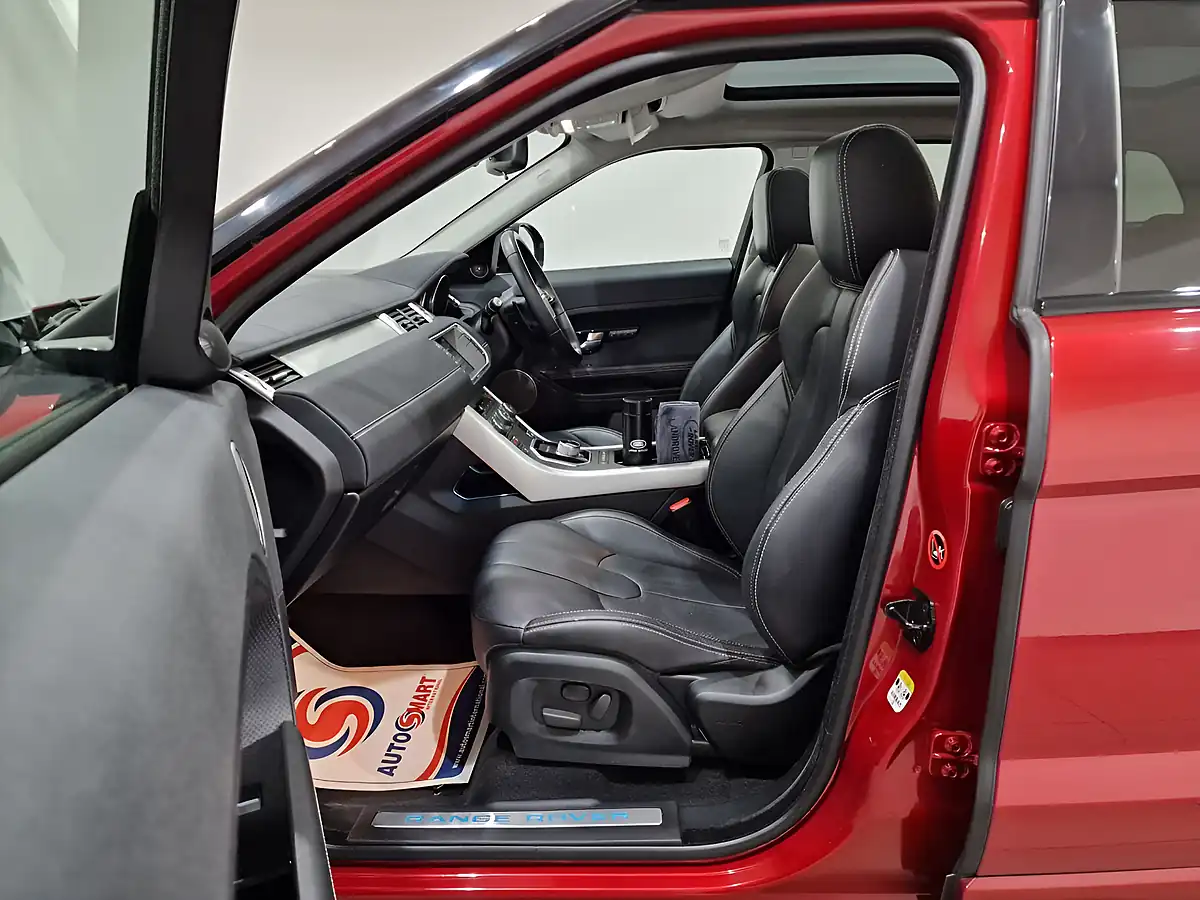 Used 2014 Land Rover Range Rover Evoque Dynamic Red - Interior and Exterior details 13